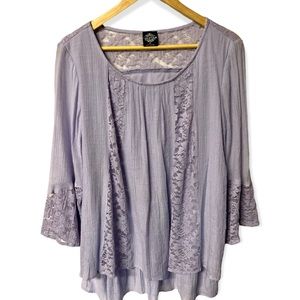 Calistyle gauzy boho lilac and lace peasant top #24D